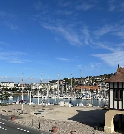 La Marine Apartamento Deauville Exterior foto