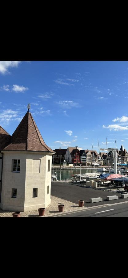 La Marine Apartamento Deauville Exterior foto